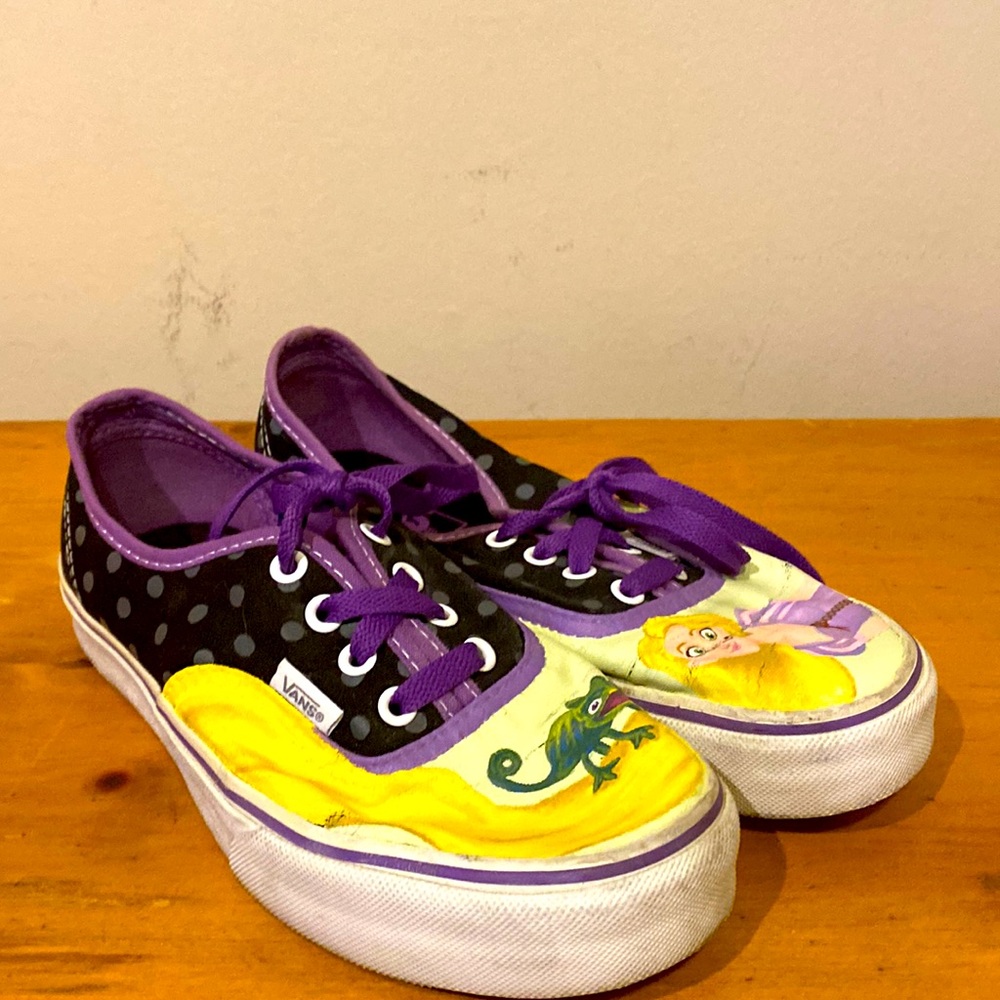 Vans low top lace up shoes hand painted with Disney Tangled Characters W 7 m 5.5